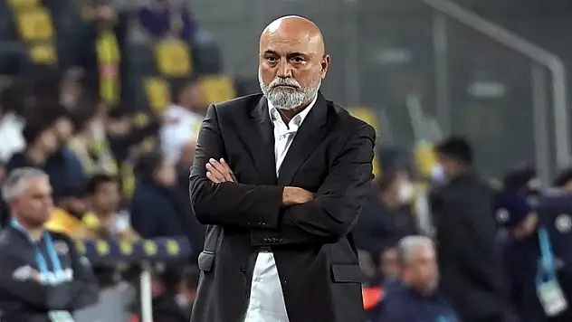 Hikmet Karaman: 'Penaltıyı verdiğin dakika 90+7. Sen Cüneyt Çakır'sın'