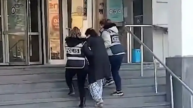 Aranan hırsızlık suçlusu yakalandı