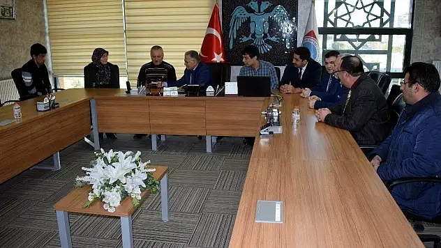 Hizmet - İş Sendikası üyelerinin her zaman yanında