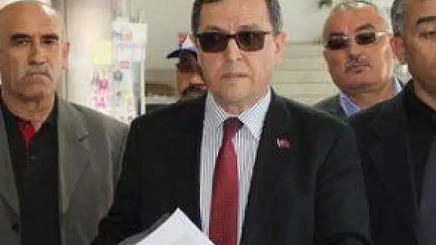 'HİZMETLİSİNDEN, PROFESÖRÜNE KADAR HERKESİN HAKKINI SAVUNUYORUZ'