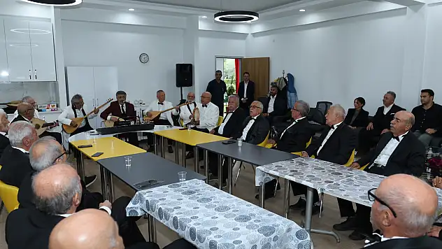 Hollandalı akademisyenlerden, Ulu Çınarlara ziyaret