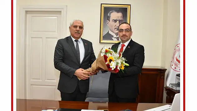 'Hoşça kal Kayseri' diyen Müdür yeni koltuğuna oturdu!