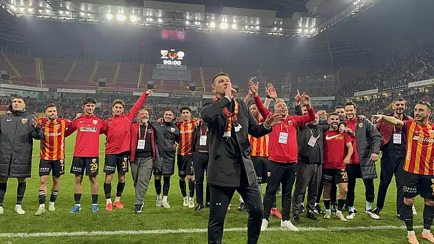 Hull City'e imza atan Jakirovic, Kayserispor'dan bakın kimleri beraberinde götürüyor!