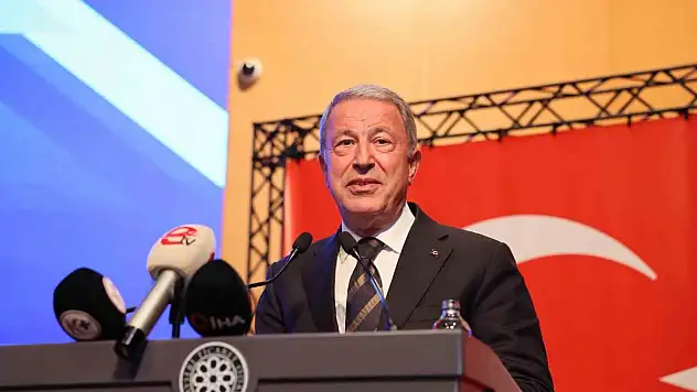 Hulusi Akar'dan terör örgütüne mesaj: Silahların bırakılması kesin!