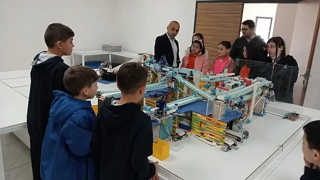 Hummalı bir çalışma yapılıyor