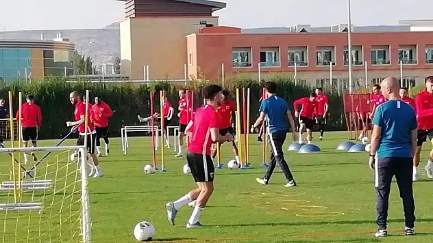 İ.M. Kayserispor, Denizlispor maçı çalışmalarını sürdürdü

