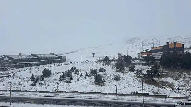 İç Anadolu'nun zirvesine kar yağdı