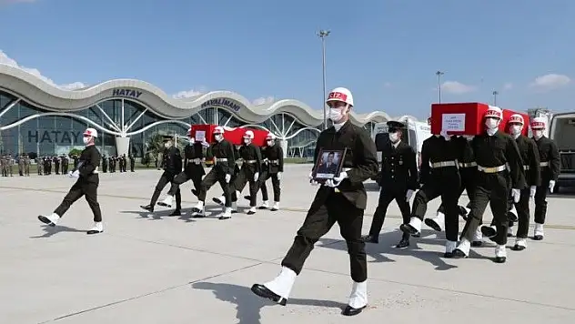 İdlib şehitleri, Hatay'daki tören ile memleketlerine uğurlandı