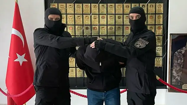 İhraç teğmen saklandığı adreste yakalandı!