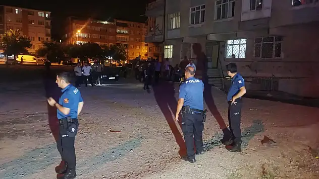 İki grup arasında silahlar konuştu: 3 yaralı var