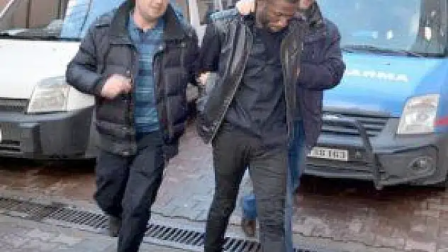 İKİ YABANCI SINIR DIŞI EDİLECEK!
