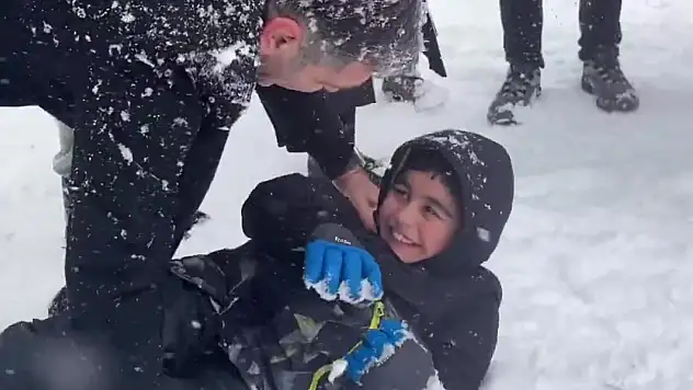 İl Emniyet Müdürü Aydın şehit çocuklarıyla çocuk oldu