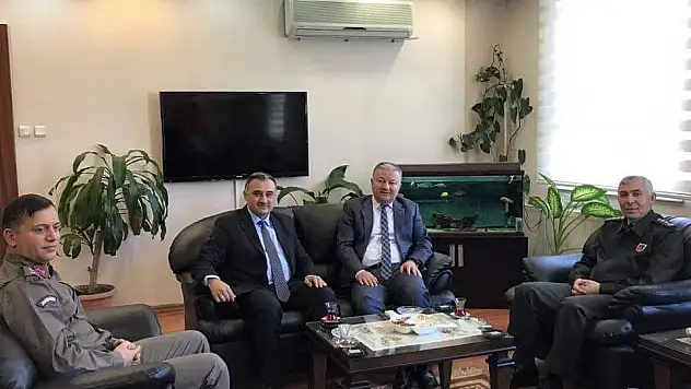İl Jandarma Komutanı Bekmez, Kaymakam Duru'yu ziyaret etti