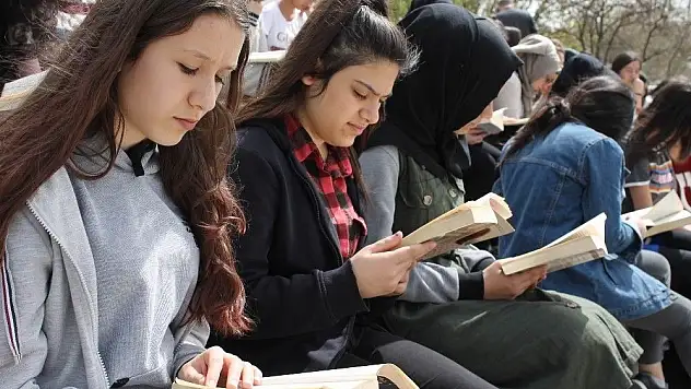 İl Kültür ve Turizm Müdürü Taymuş: 'İl merkezinde 80 bin okuyucumuz var'