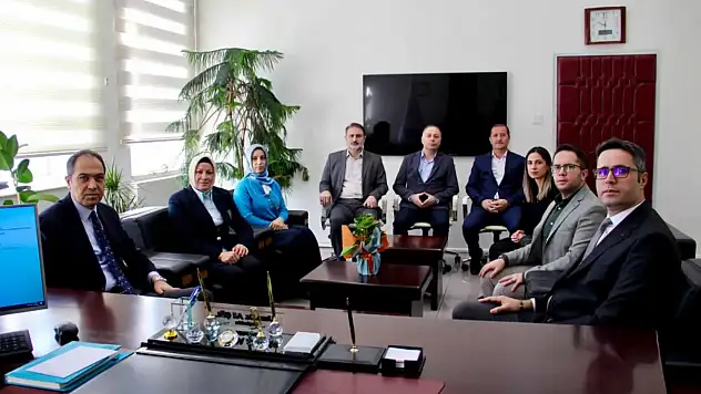 Kayseri'nin yeni başhekimine ziyaretler sürüyor! İl Müdürü de gitti