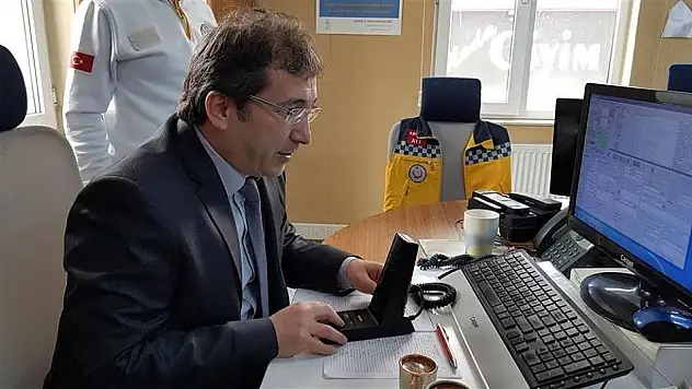İl Sağlık Müdürü Benli, anons yaparak 112 personeline teşekkür etti