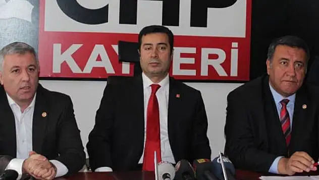 İlçe teşkilatını kundaklayan CHP üyesi değil, algı oluşturulmak isteniyor