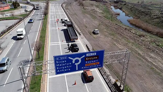 31 ile yönelik giriş çıkış kısıtlaması pazartesi saat 00.00'a kadar uzatıldı