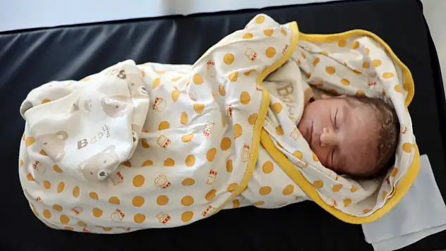 İlk doğum günleri 2028'te