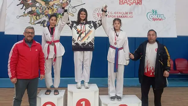 İlk kez katıldılar, dereceyle döndüler