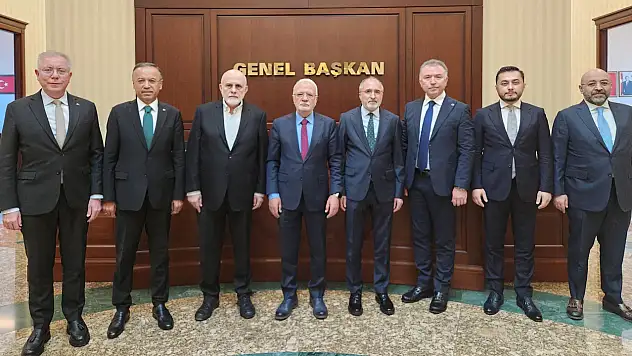 İlk kez oldu! Elitaş, bir süre önce Erdoğan'ın imzasıyla atanan aralarında Kayserili ismin de olduğu yeni ekibiyle toplantı yaptı!
