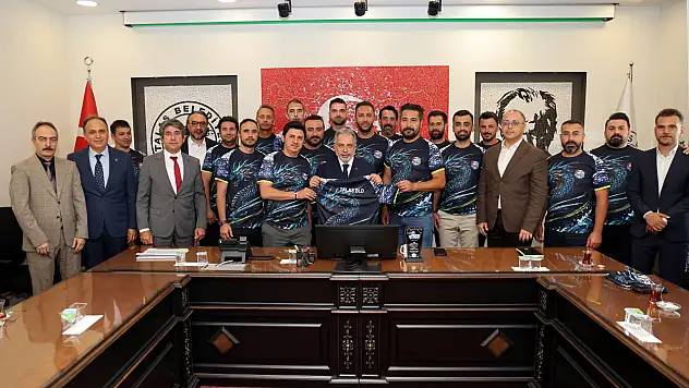 İncesu'da derece yaptılar, Başkan Yalçın'dan özel tebrik