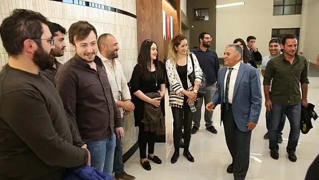 İnşaat mühendisleri Başkan Büyükkılıç'ı ziyaret etti