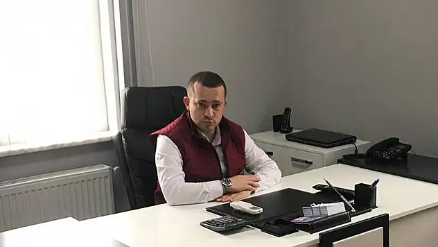 İş Adamı Bakan'dan 'Dolandırıcılık' Uyarısı
