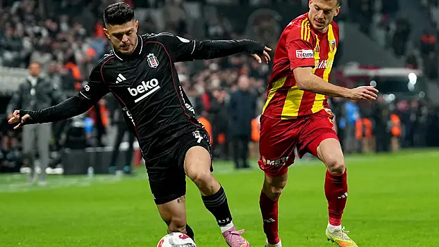 İstanbul'da sessiz ilk yarı!