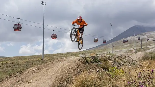 IXS Downhill Avrupa Kupası Türkiye'de ilk kez Erciyes'te düzenlenecek