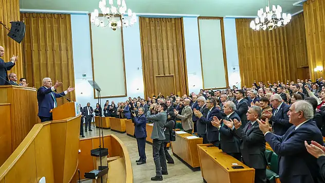 İYİ Parti'de genel başkan belli oldu