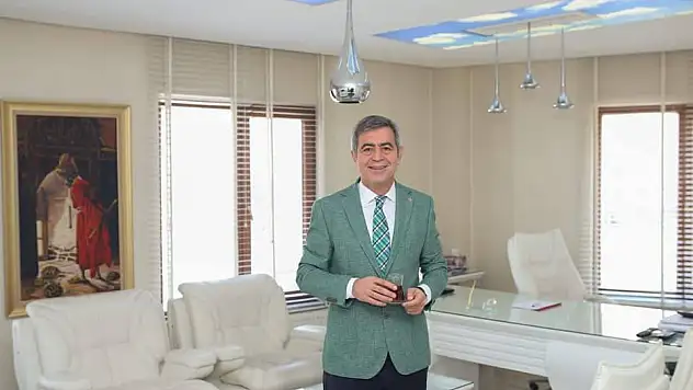 'AVM yapacaksanız şehrin göbeğine değil, girişine yapın'