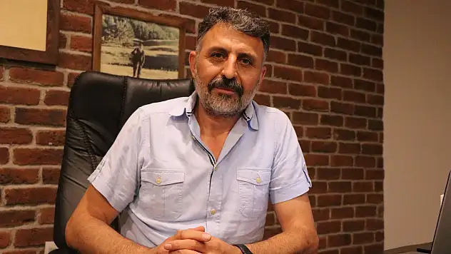 İYİ Parti Kocasinan İlçe Başkanı Yurdaer Şahin, 'Sevdiklerimizden uzak olsak da gönüllerimiz bir olacak'