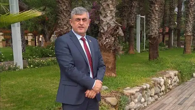 İYİ Partili isim KASKİ`ye seslendi: O mahallede bir yıldır su kesintisi yaşanıyor