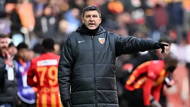 Jakirovic Kayserisporlu futbolcuları yerden yere vurdu!