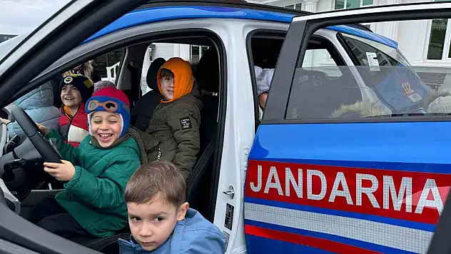 Jandarmadan eğitim