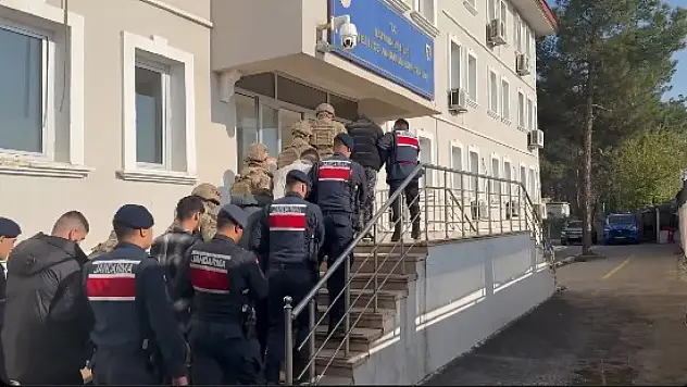 Jandarma yasa dışı bahis çetesini çökertti: 6 milyar TL işlem yapmışlar