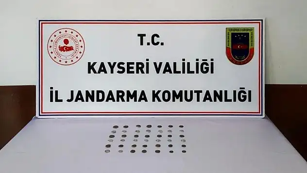 Jandarmadan tarihi eser operasyonu: 2 gözaltı
