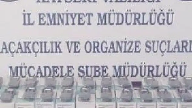  KAÇAK CEP TELEFONU OPERASYONU