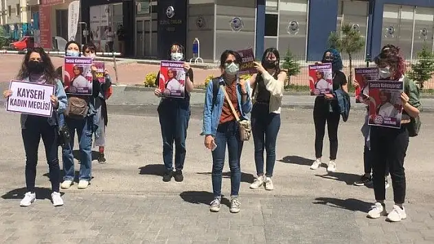 Kadın Cinayetlerini Durduracağız Platformu: 'Bu ülkede kadınlar reddettikleri kadınlar tarafından öldürülüyor'