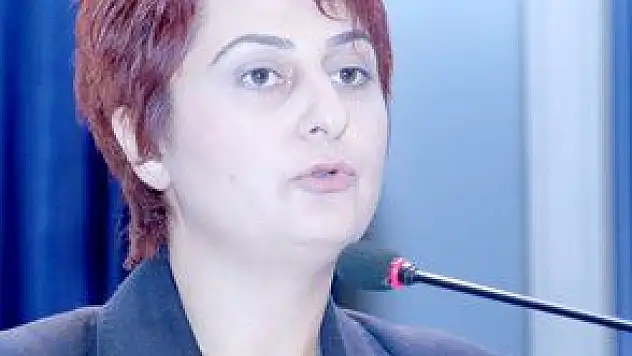 KADIN MECLİSİ'NDEN  KADIN ADAY UYARISI!