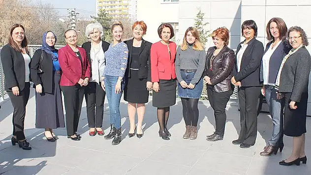 Kadınlar, şiddete ve ayrımcılığa karşı sözleşti