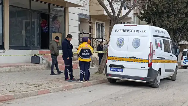 Silah sesine koşan komşuları acı manzarayla karşılaştı