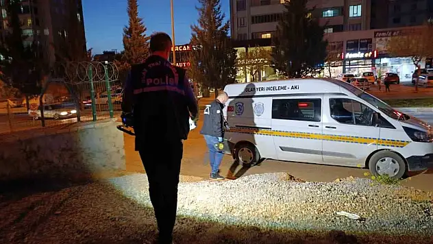Elektrik akımına kapılan hayatını kaybetti
