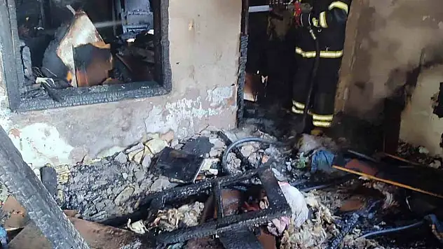 Müstakil evde yangın