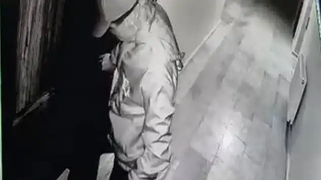 Apartmandaki yangının sebebi kundaklama çıktı!
