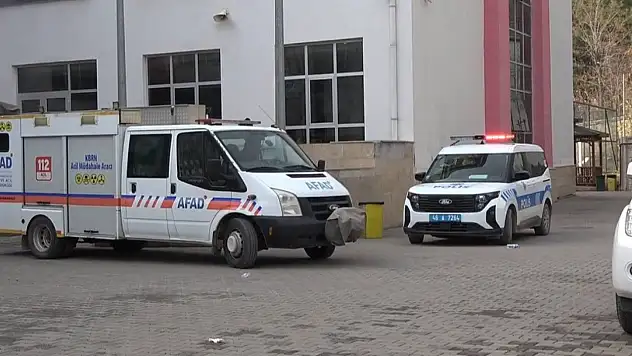 Okulda koku paniği: 17 öğrenci hastaneye kaldırıldı