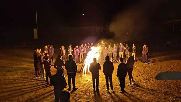 Kahramanmaraş'tan gelen gençler Erciyes'te kamp yaptı