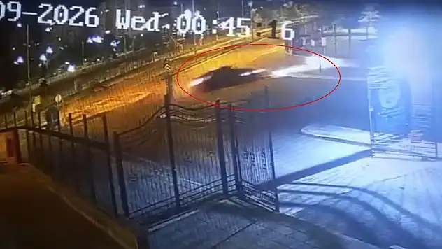 1 metrelik duvarı aştı, Millet Bahçesine uçtu