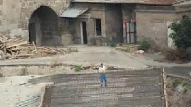  KALE'NİN İÇİNDE NELER OLUYOR?